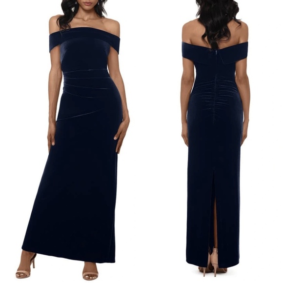 NWT XSCAPE Off The Shoulder Velvet Gown in Navy Sz. 16 - Picture 1 of 3